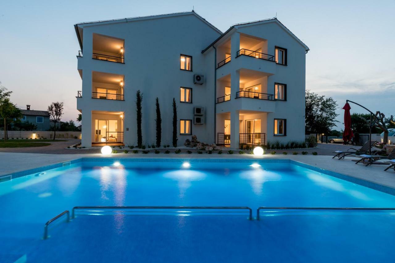 Villa Anja 1St Floor Peroj Exterior foto