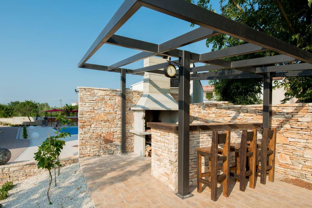 Villa Anja 1St Floor Peroj Exterior foto