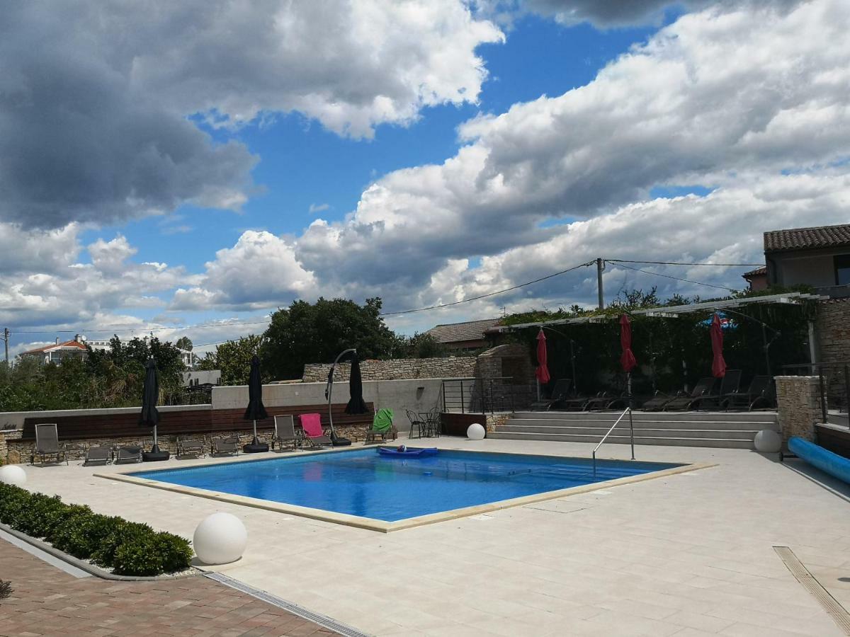 Villa Anja 1St Floor Peroj Exterior foto